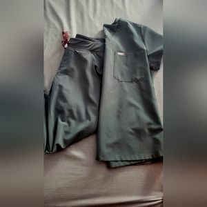 Figs scrubs color- BONSAI